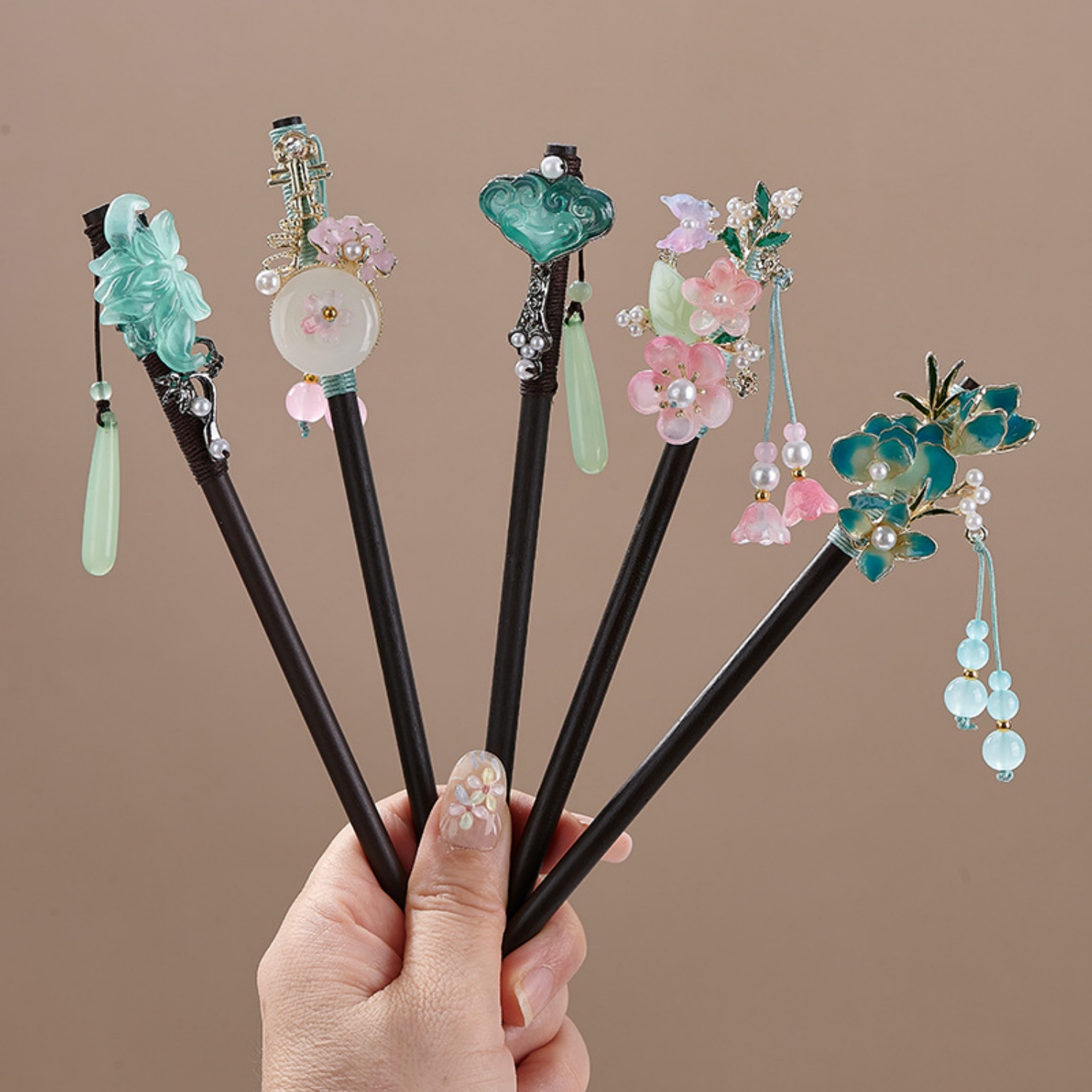 Vintage Jewelry Collection - Grampo de Cabelo Vintage Floral para