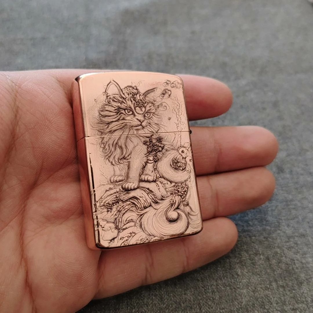 Isqueiro a Gasolina de Cobre V - Vintage Collectible Lighters avaliação e preço