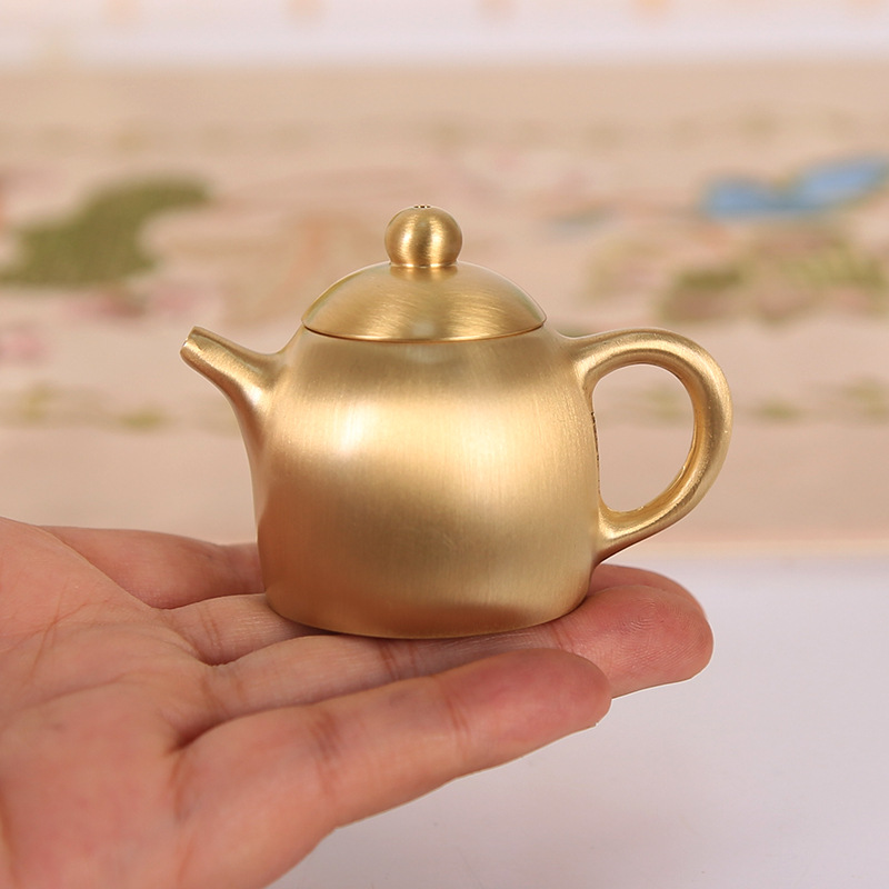 Mini Bule de Chá em Latão, Dec - Vintage Collectible Furniture avaliação e preço