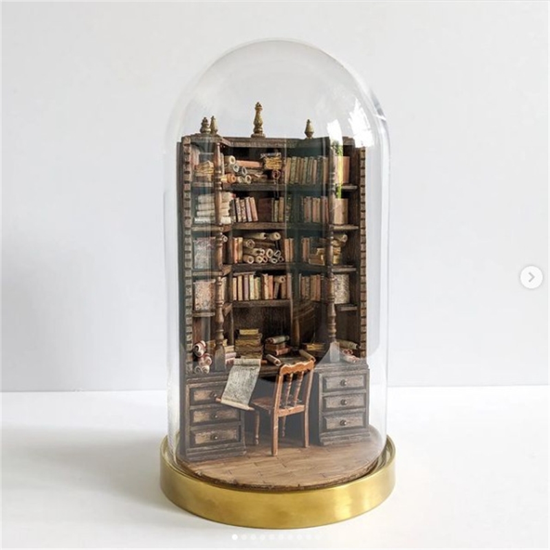 Estante de Livros Miniatura co - Vintage Collectible Glass avaliação e preço