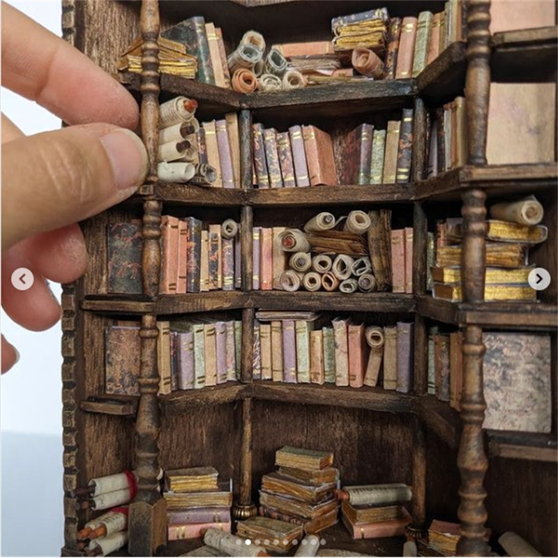 Estante de Livros Miniatura co - Vintage Collectible Glass avaliação e preço