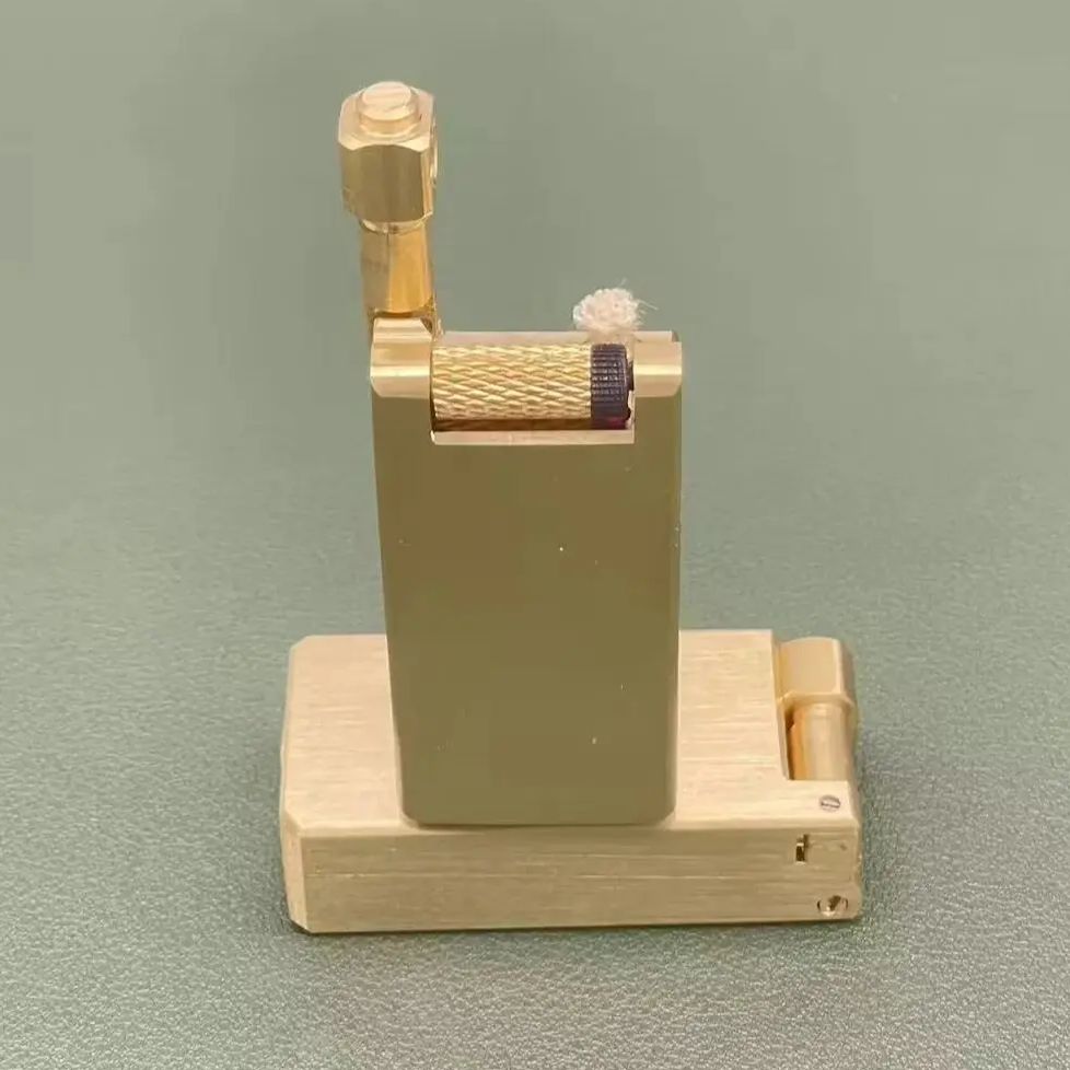 Isqueiro europeu vintage, isqu - Vintage Collectible Lighters avaliação e preço